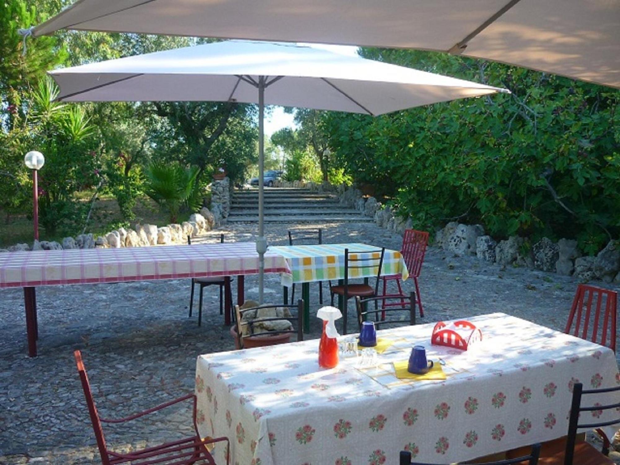 Agriturismo Tenuta La Siesta Галлиполи Экстерьер фото