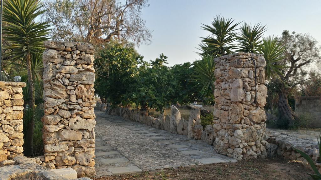 Agriturismo Tenuta La Siesta Галлиполи Экстерьер фото